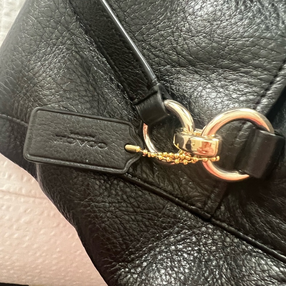 Coach purse - Picture 7 of 10
